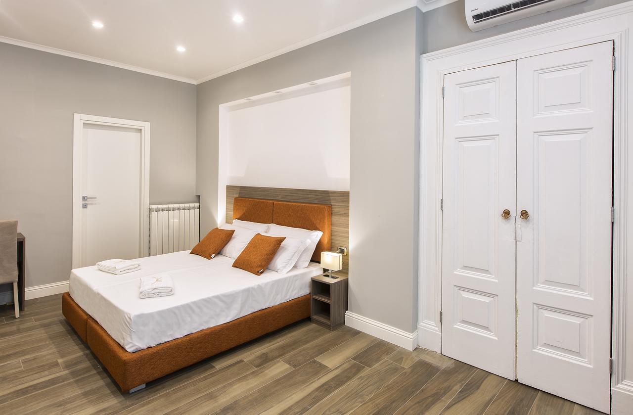 Dante Maison De Charme Bed & Breakfast Napels